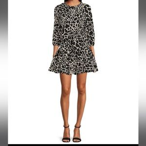 Hunter Giraffe Print Crew Neck 3/4 Sleeve Ruffled Mini Dress